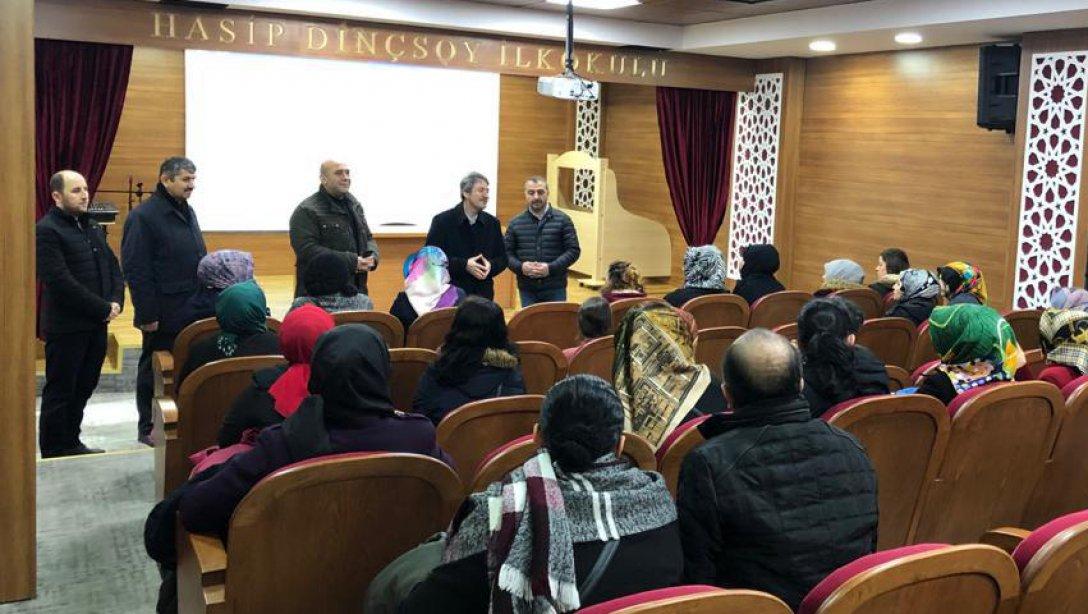 İl Milli Eğitim Müdürümüz Levent YAZICI, Esenler'de Bilsem Grup Tarama Uygulaması Öncesi Yapılan Toplantıya Katıldı