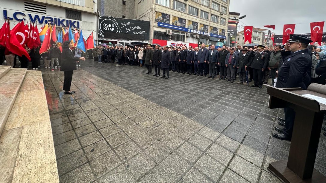 10 Kasım Atatürk'ü Anma Günü Çelenk Sunma Töreni